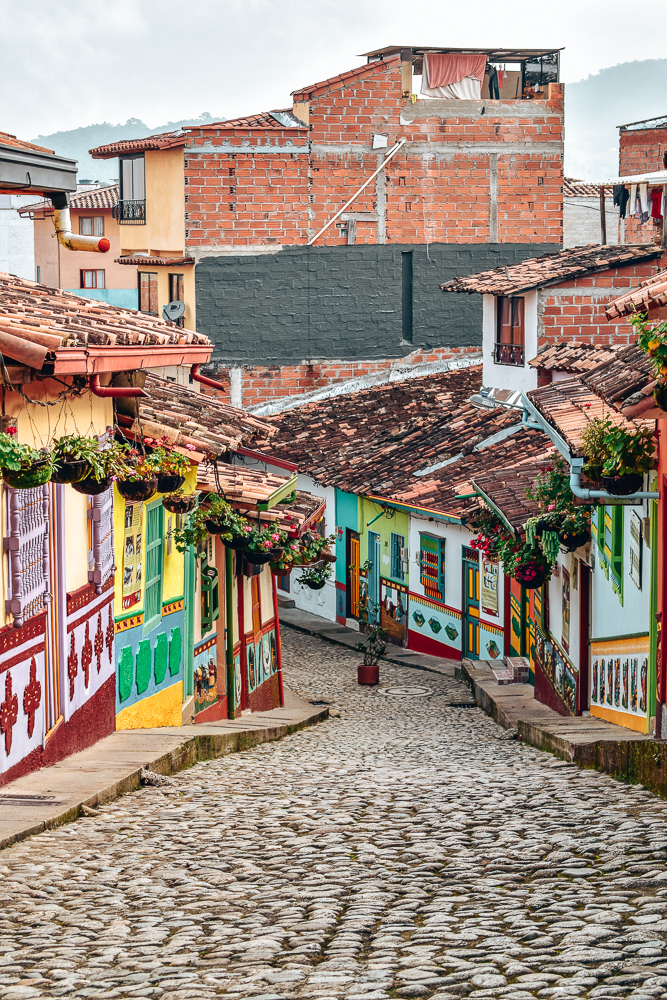 Guatapé colombia's colorful streets