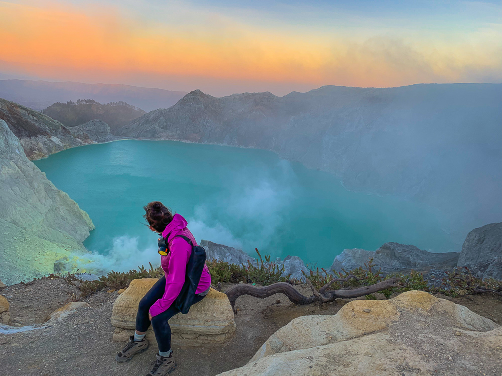 Surviving Mount Ijen Inside the Indonesian Sulfur Mines