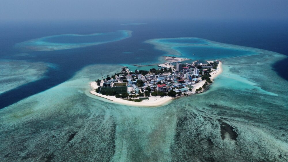 Gulhi island from above. 