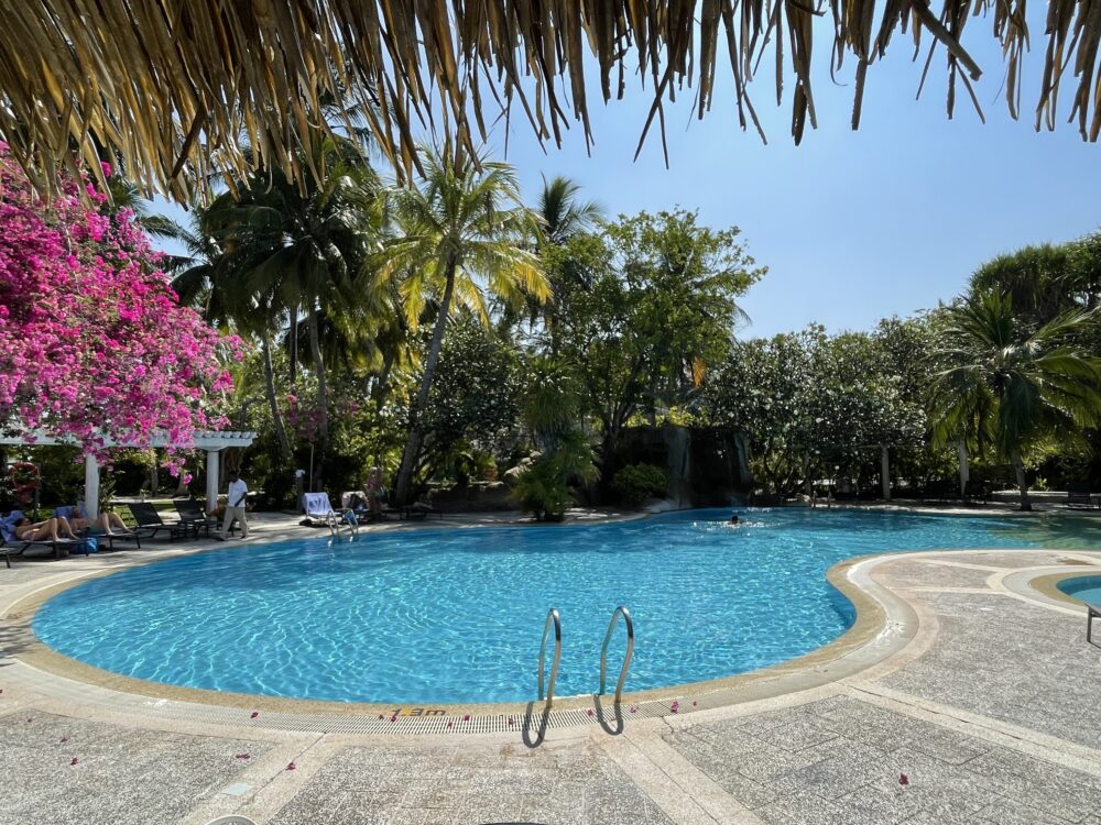 Swimming pool at Kuramathi Overwater Bungalows 