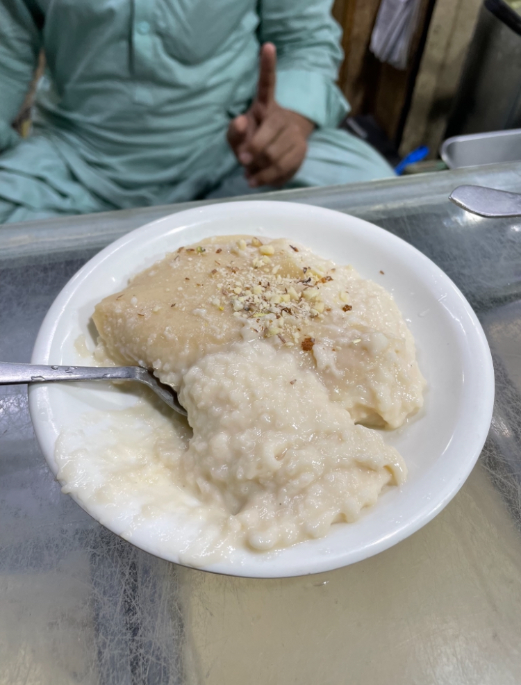 a milk dessert in pakistan 