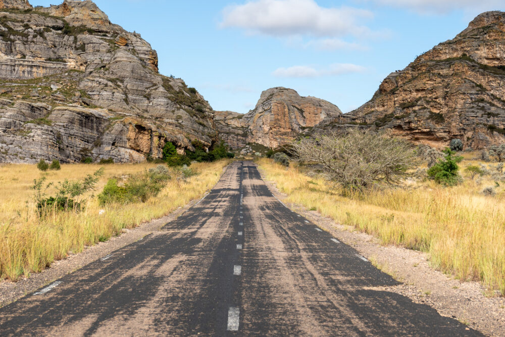 Roads you can expect on your budget-friendly Madagascar road trip