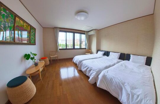 Spacious airbnb option in Tsuruoka for small groups. 