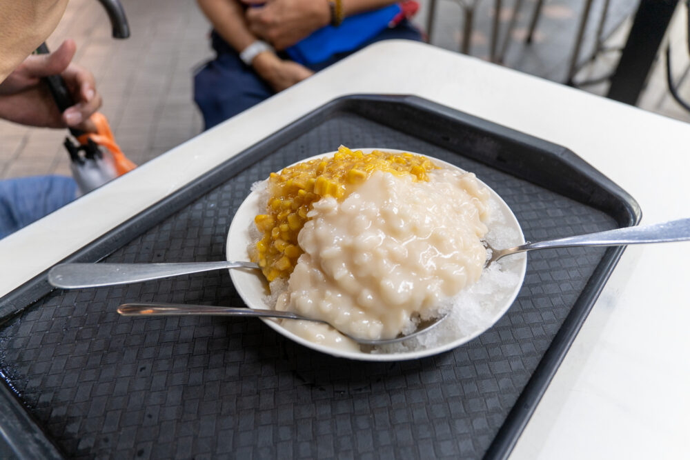 bowl of corn and peanut and ice that is a traditional dessert in Taiwan